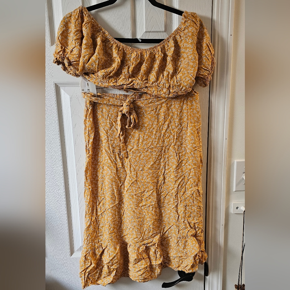 Yellow Floral Women's Crop Dress